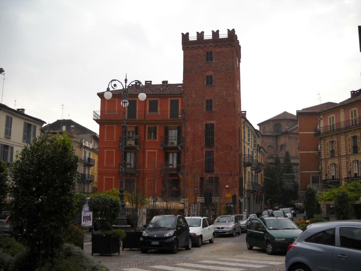 Apartament Cristina'S Flat Asti Zewnętrze zdjęcie